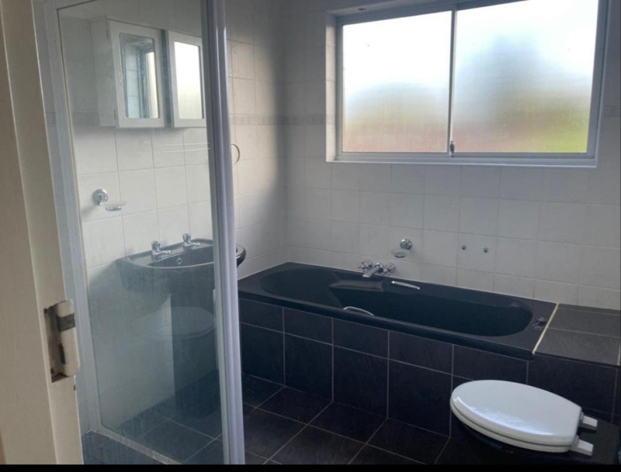 To Let 2 Bedroom Property for Rent in Diep River Western Cape